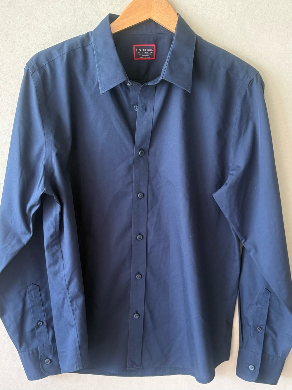 Untuckit Men's Navy Button-Down Dress Shirt size large